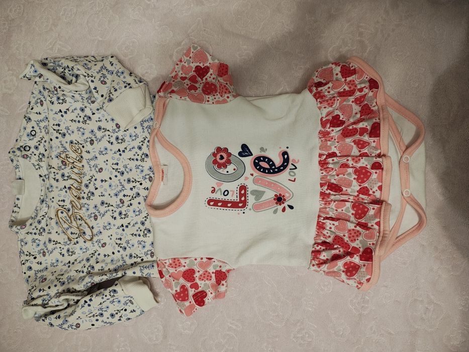 Śliczny zestaw bluza cool club + body 74