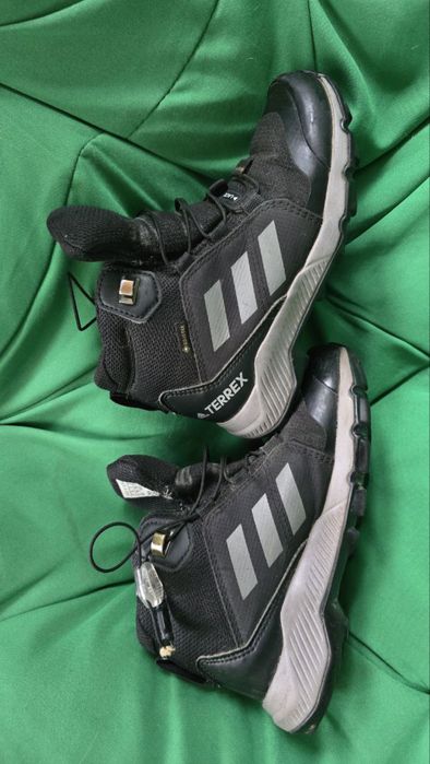 Кросівки Adidas Terrex для хлопчика