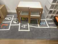 Secretaria com tapete