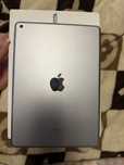 Продам Ipad 5 128gb Гарний  стан