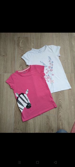 Komplet 2 koszulek z krótkim rękawem dla dziewczynki 128 cm + gratis