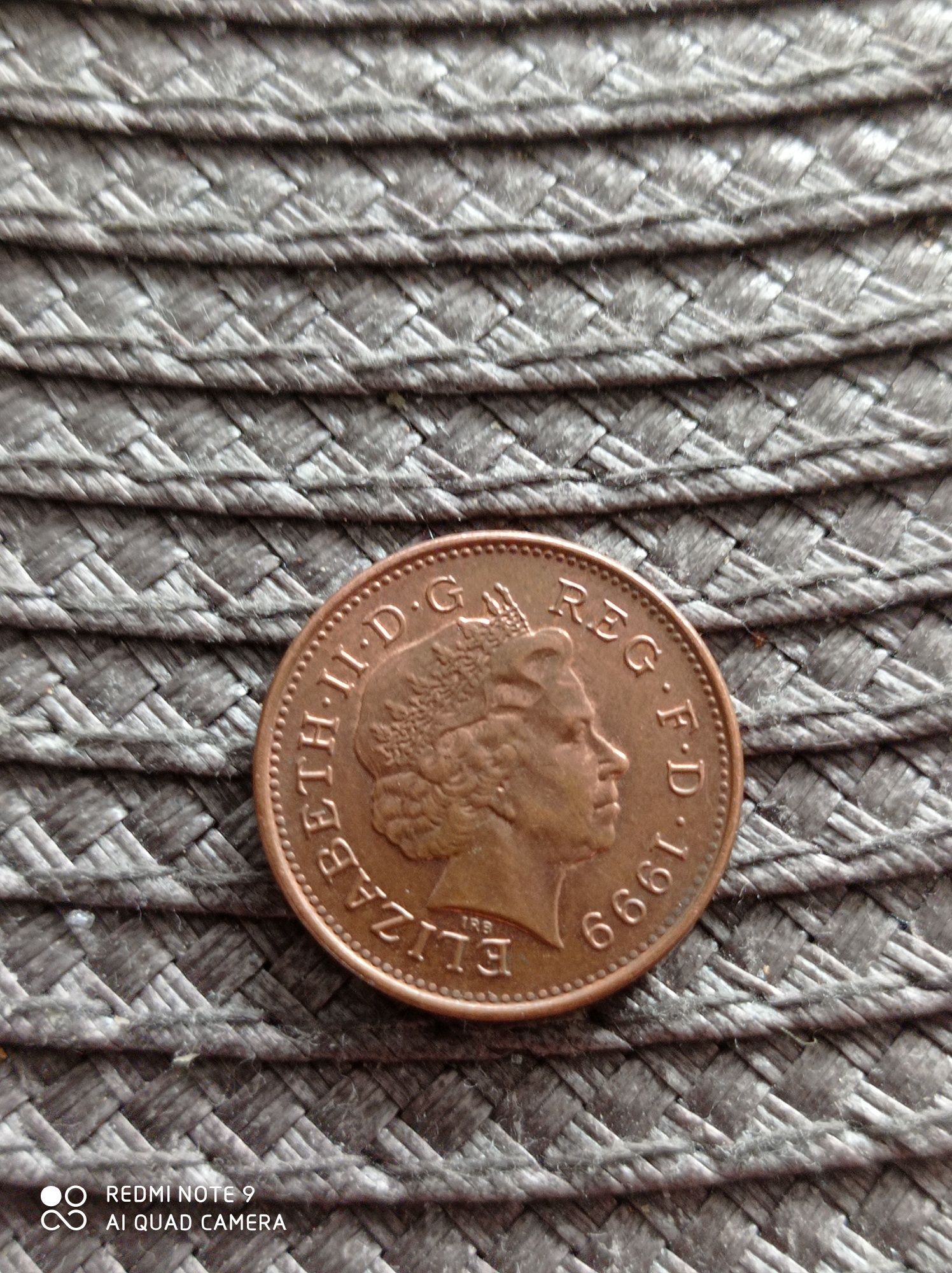 Moneta Elizabeth ll one penny z 1999r