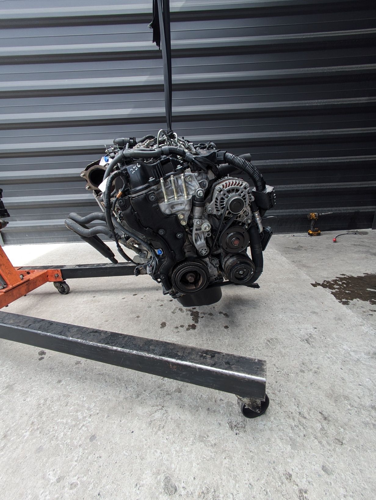 Двигатель мотор двигун SHO1 SHO4 SHO8 Mazda GL X5 X7 2,2d
