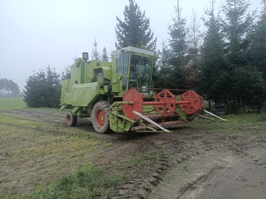 Sprowadzony Claas Dominator 85