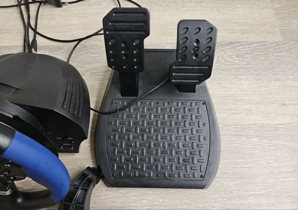 Руль Thrustamster t150