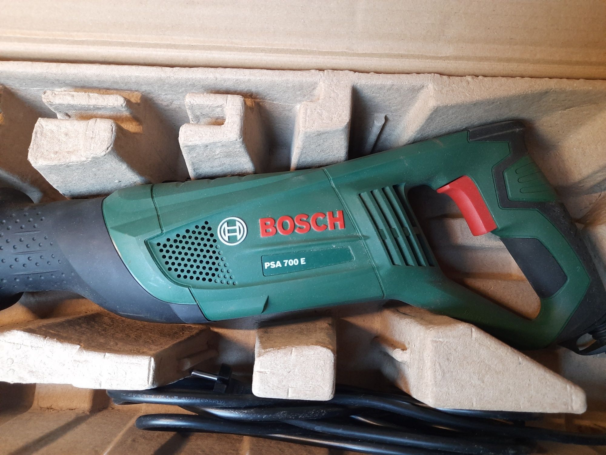 Piła szablasta szablówka lisica Bosch PSA 700E