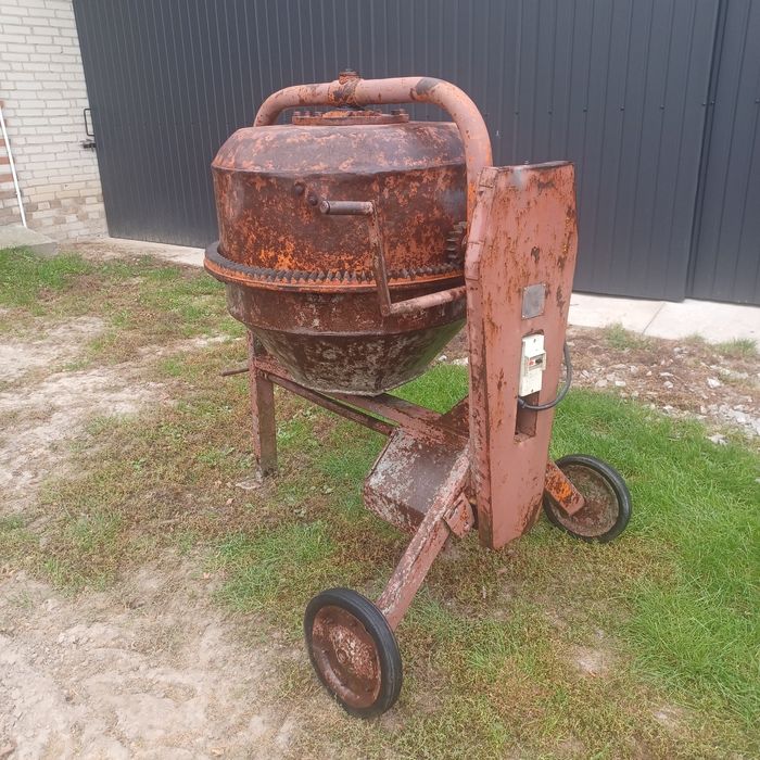 Betoniarka 150 L