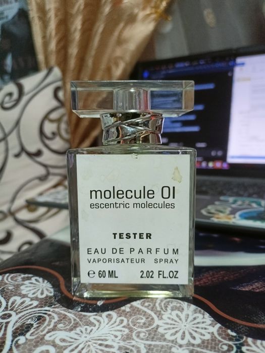 Парфуми Escentric molecules