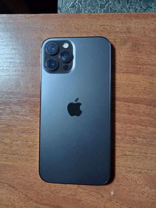 Айфон 12 про мах 128.