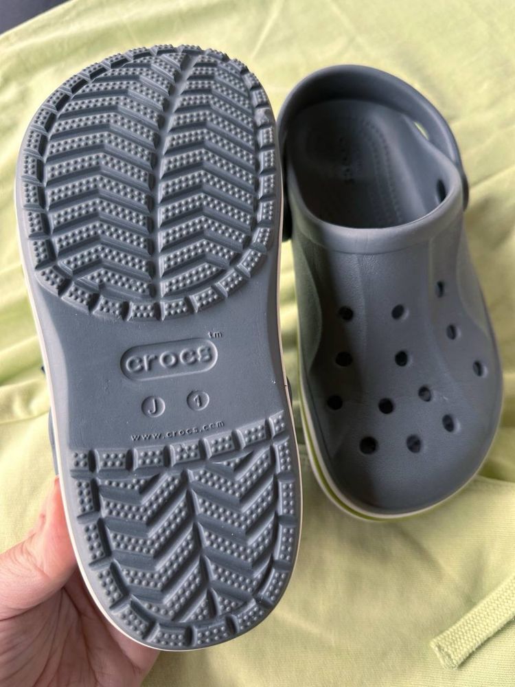 Крокси Crocs  на хлопчика J1 20 см ніжка