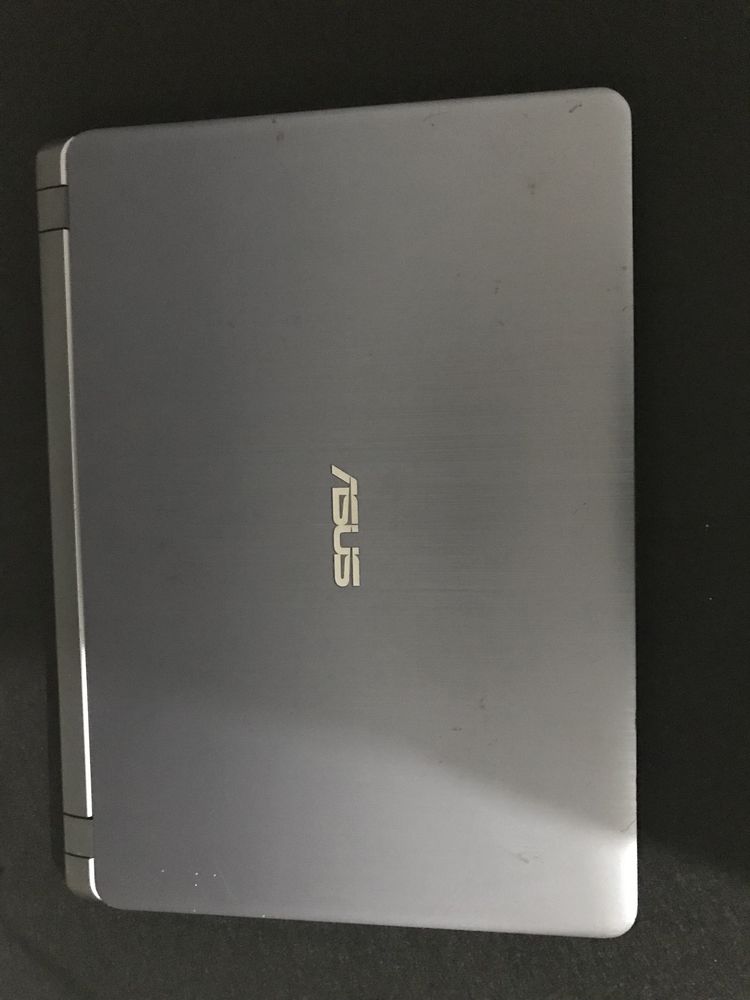 Portatil Asus excelente