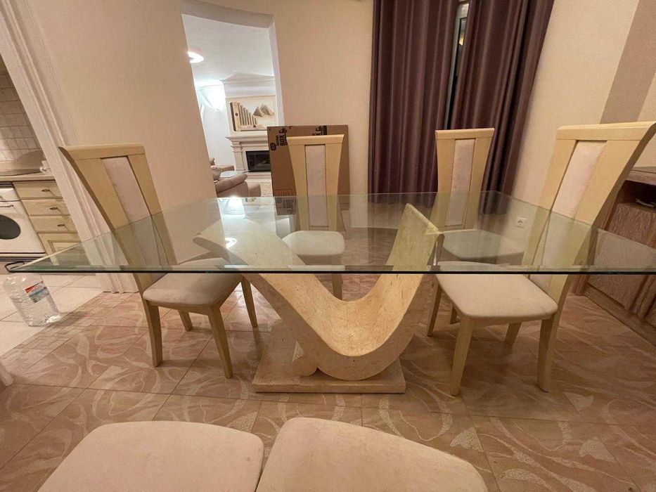 Mesa de Jantar em Vidro e Pedra com 6 Cadeiras Estofadas