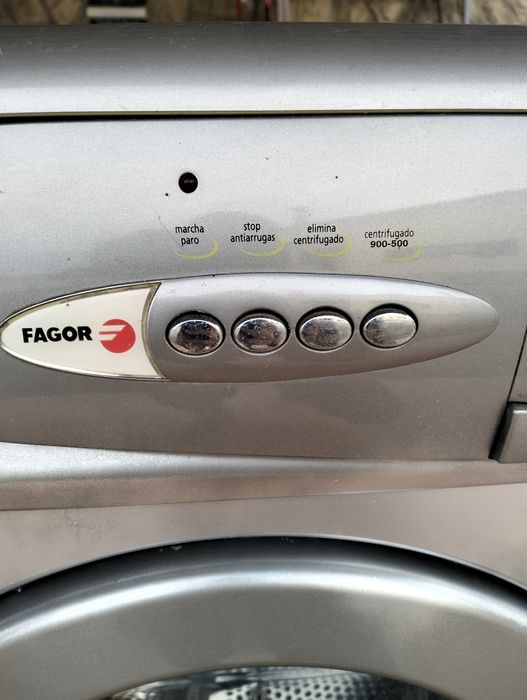 Vendo máquina lavar roupa FAGOR
