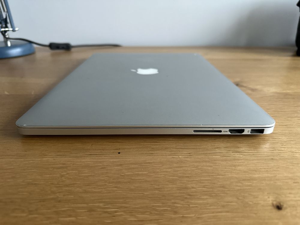 Apple MacBook Pro (Retina, 15-calowy, model A1398) + pudełko/zasilacz