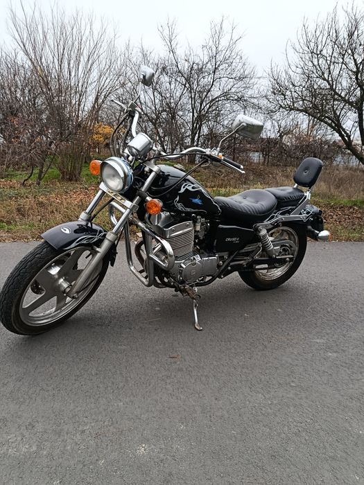 Продам мотоцикл 250 кубов