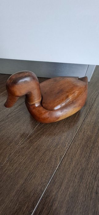 Peça marroquina com Tampa em Madeira de cedro, formato de Pato