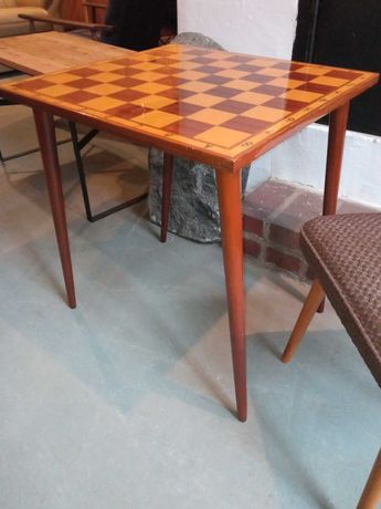 Stolik szachowy modern