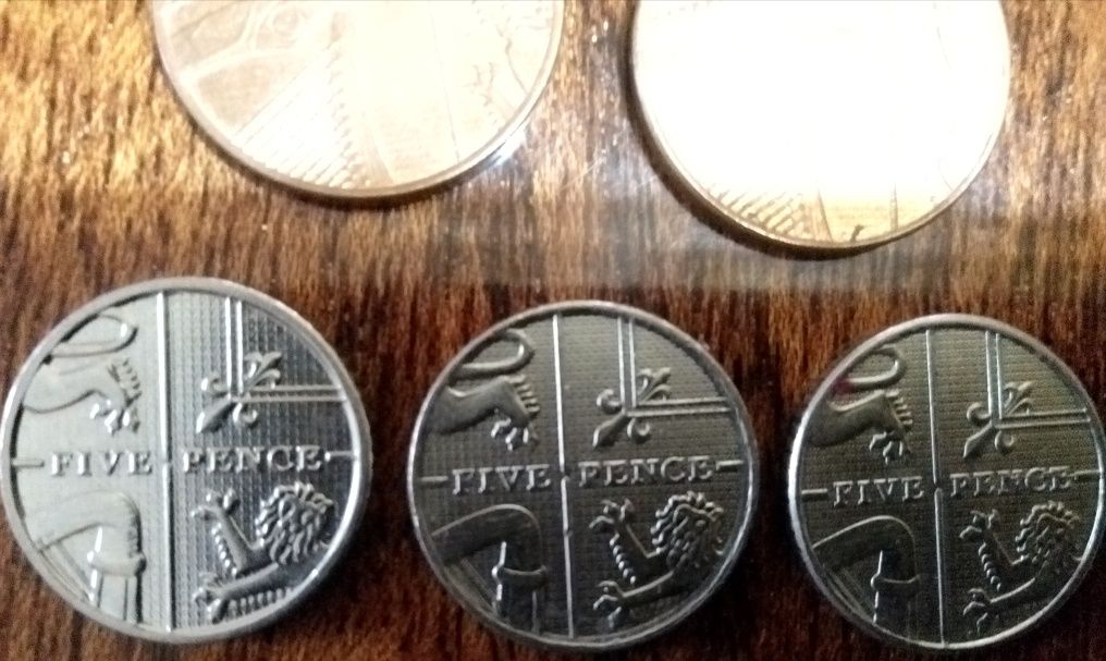 Монети    Англії.