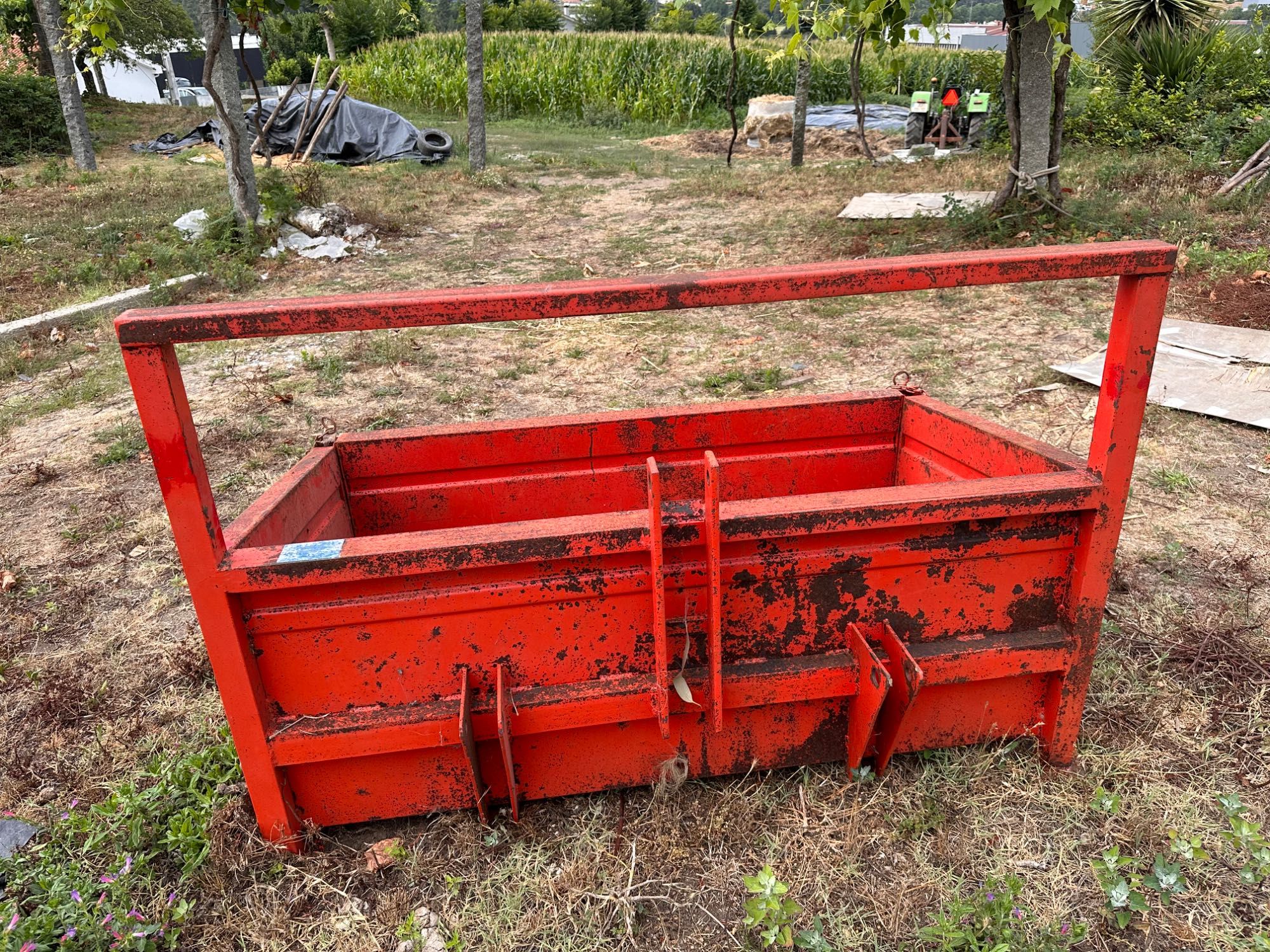 Caixa carga trator 1,40 gamela