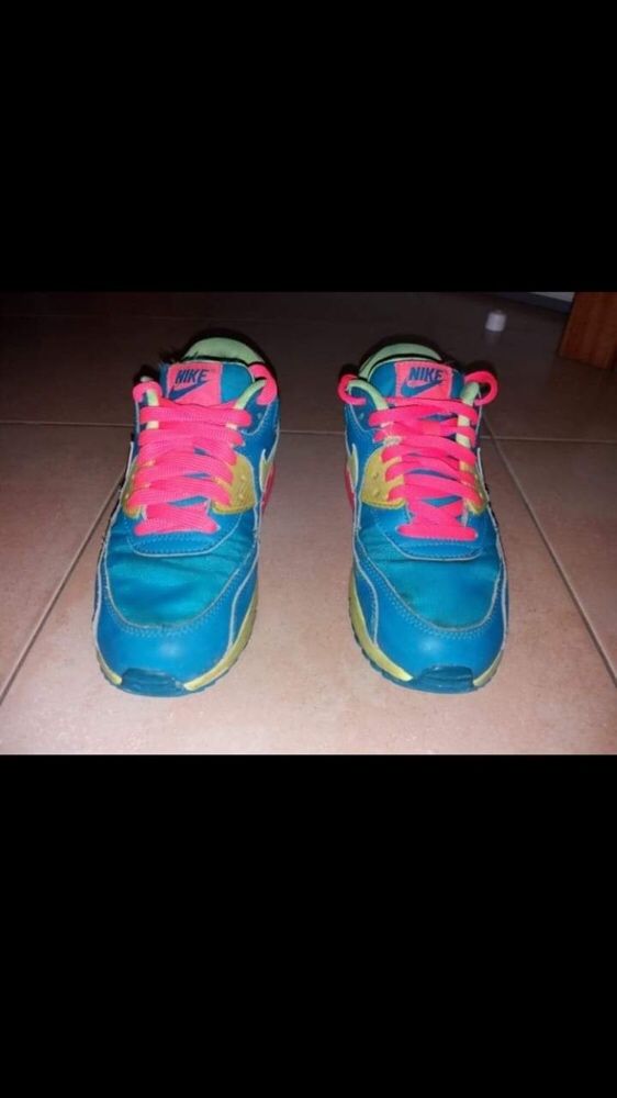 Vendo Sapatilha Nike usadas