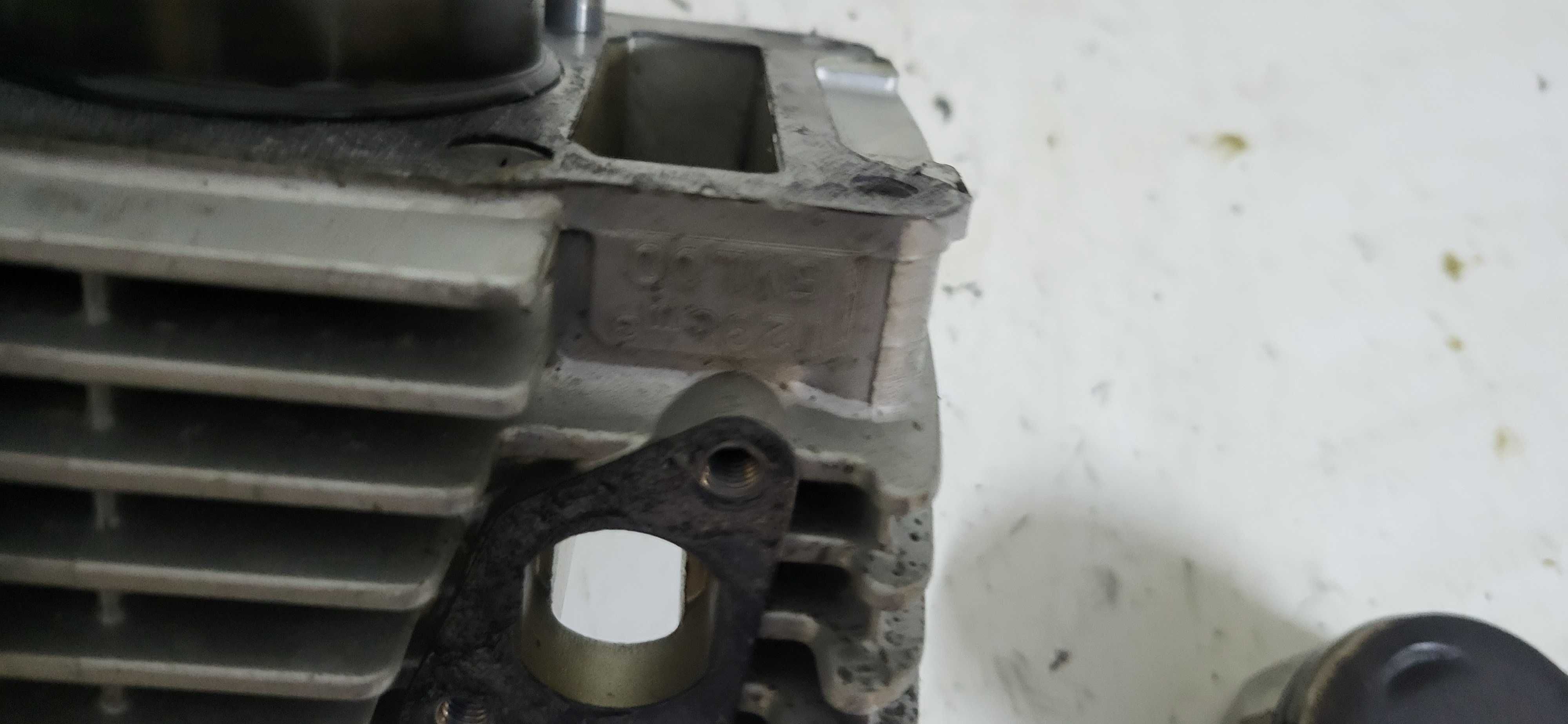 Yamaha ybr 125 cylinder tłok