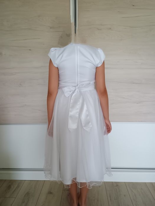 Sukienka biała elegancka Delfina