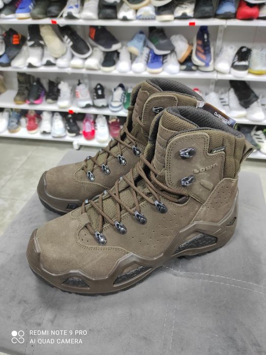 ОРИГІНАЛ 100% Кросівки Черевики Lowa Z-6S GTX C 41 1/2