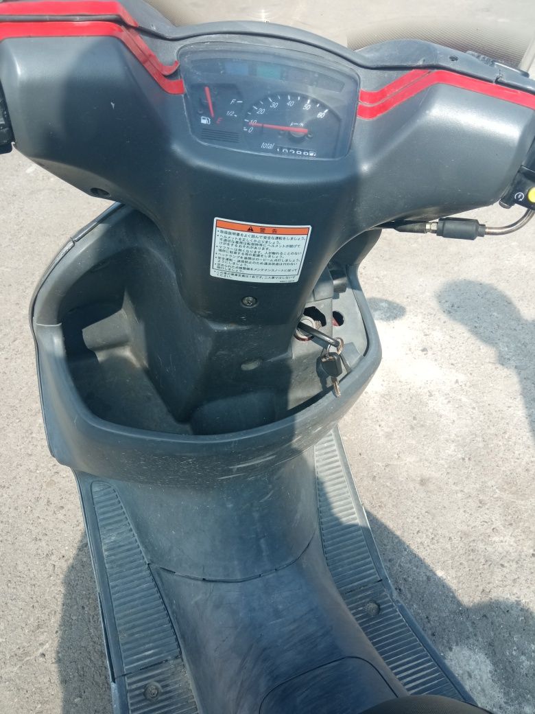 Продам скутер созуки