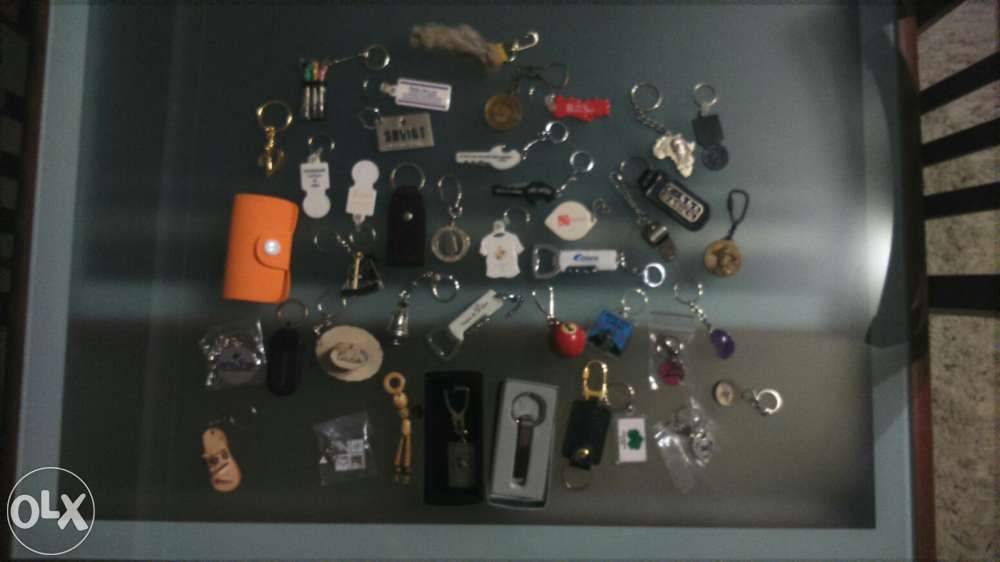 Coleção de 40 porta chaves
