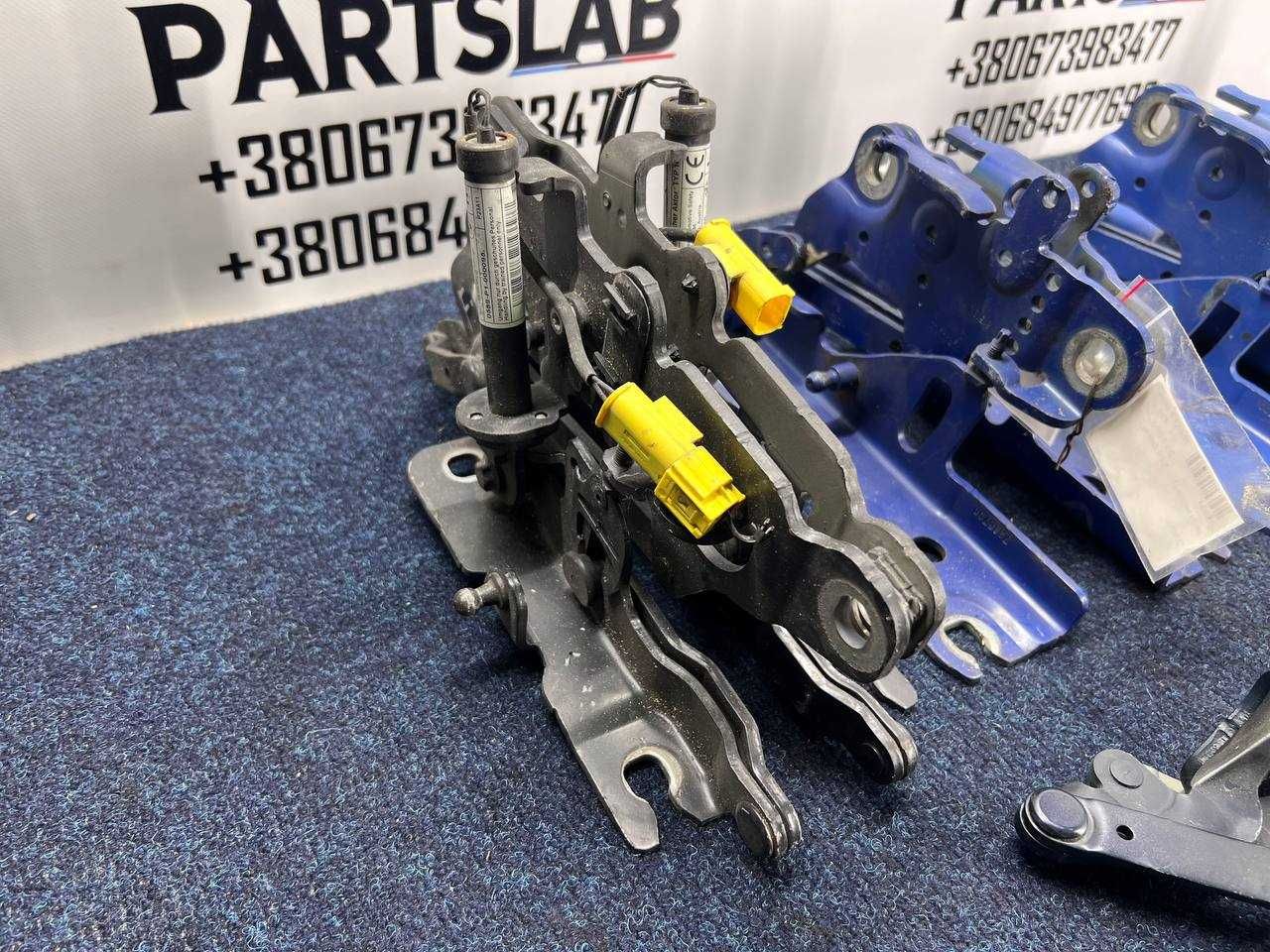Петля капота BMW F20 F21 F22 F30 F31 F32 F34 F36 F10 F11 F01 F02