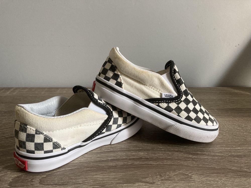 Дитячі сліпони Vans