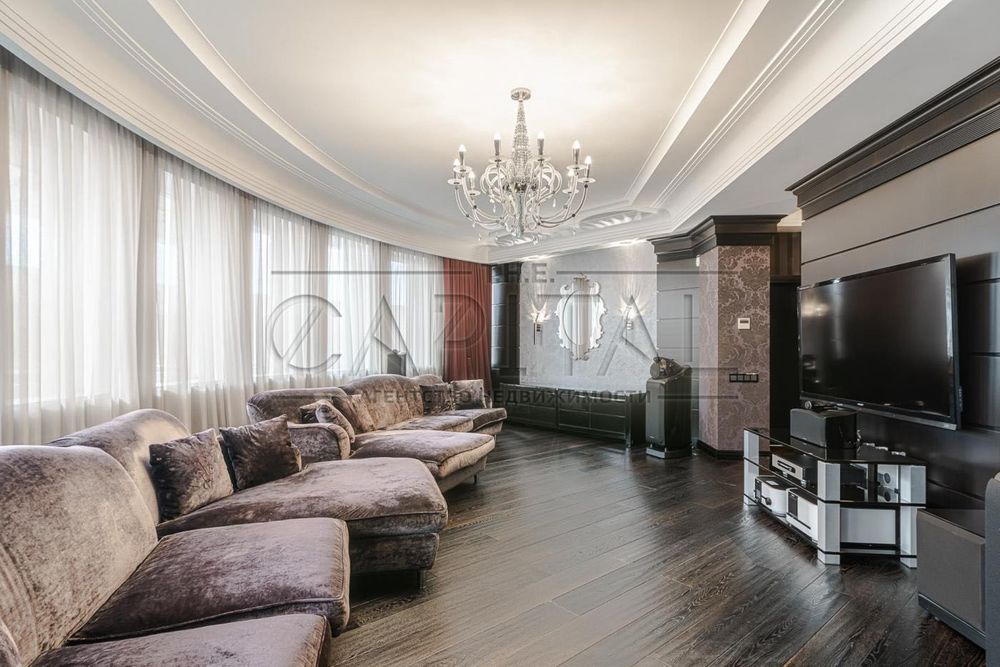 Пропонуємо в оренду унікальний пентхаус загальною площею 355 кв.м