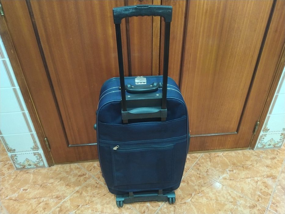 Mala malas de porão até 23 kg viagem casa quarto apartamento vivenda.