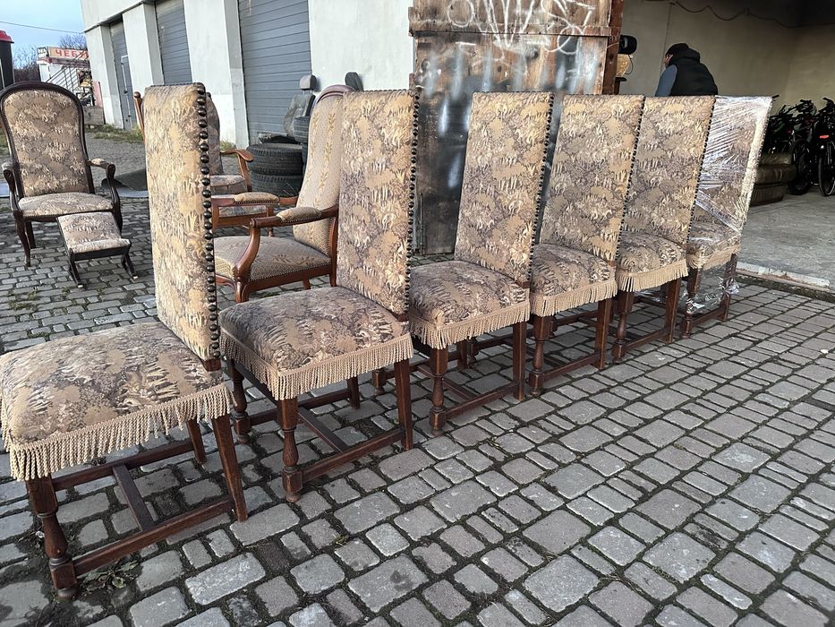 Меблі з Бельгіі. Диван шкіряний, тумбочки, столи з стільцями