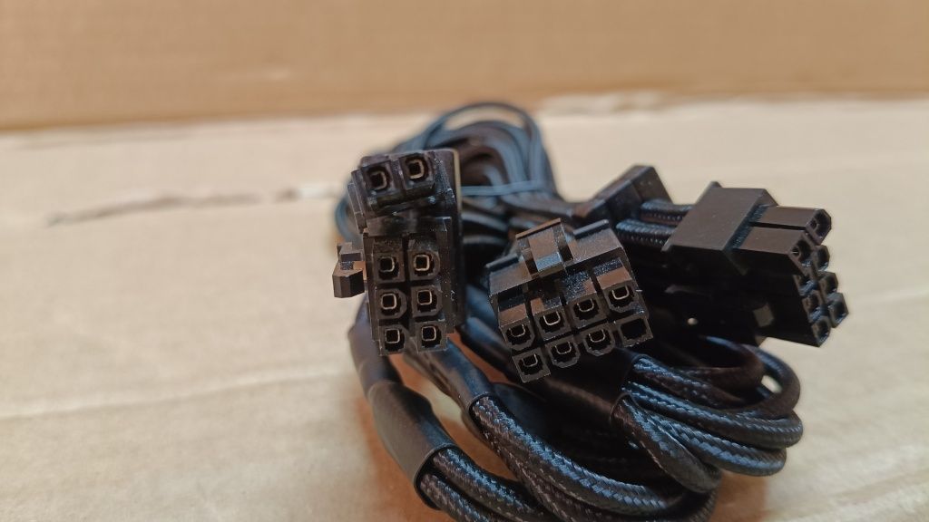 CORSAIR  Premium Kable PCIe z pojedynczą osłoną