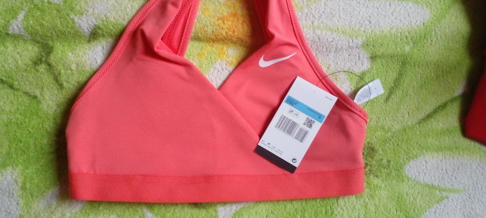 ТОП Nike спорт НОВЫЙ