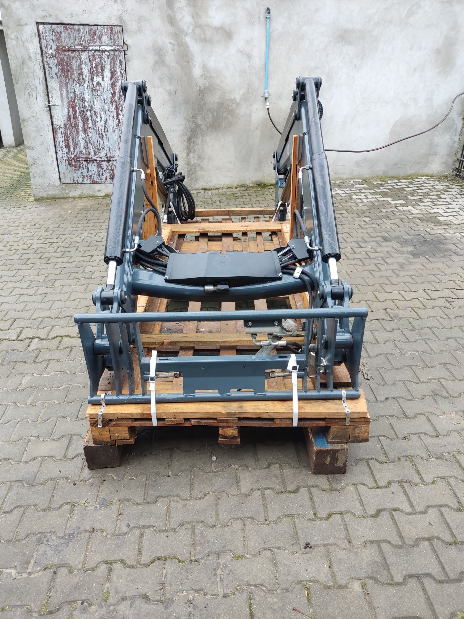 Ładowacz czołowy Quick q48