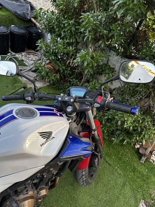 Honda cb 500 F     -