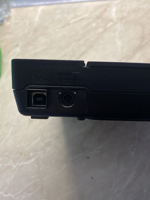 Сканер Epson V37