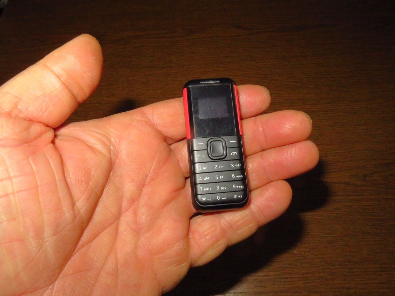 Мініатюрний моб. телефон ВМ222