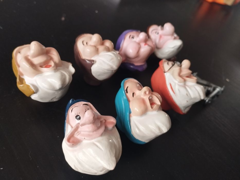 Uchwyty, gałki do szuflad, szafki dla dzieci, krasnoludki.