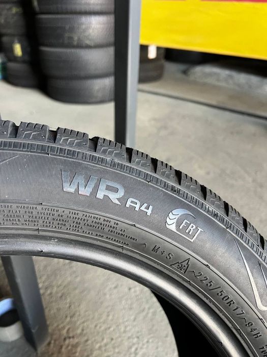 Шини 225/50 r17 94H Nokian WR A4 Run-Flat (1326)