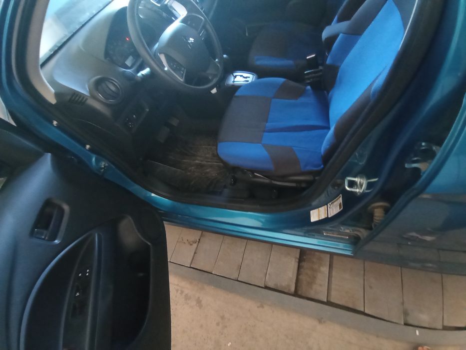 Mitsubishi Mirage 2019.