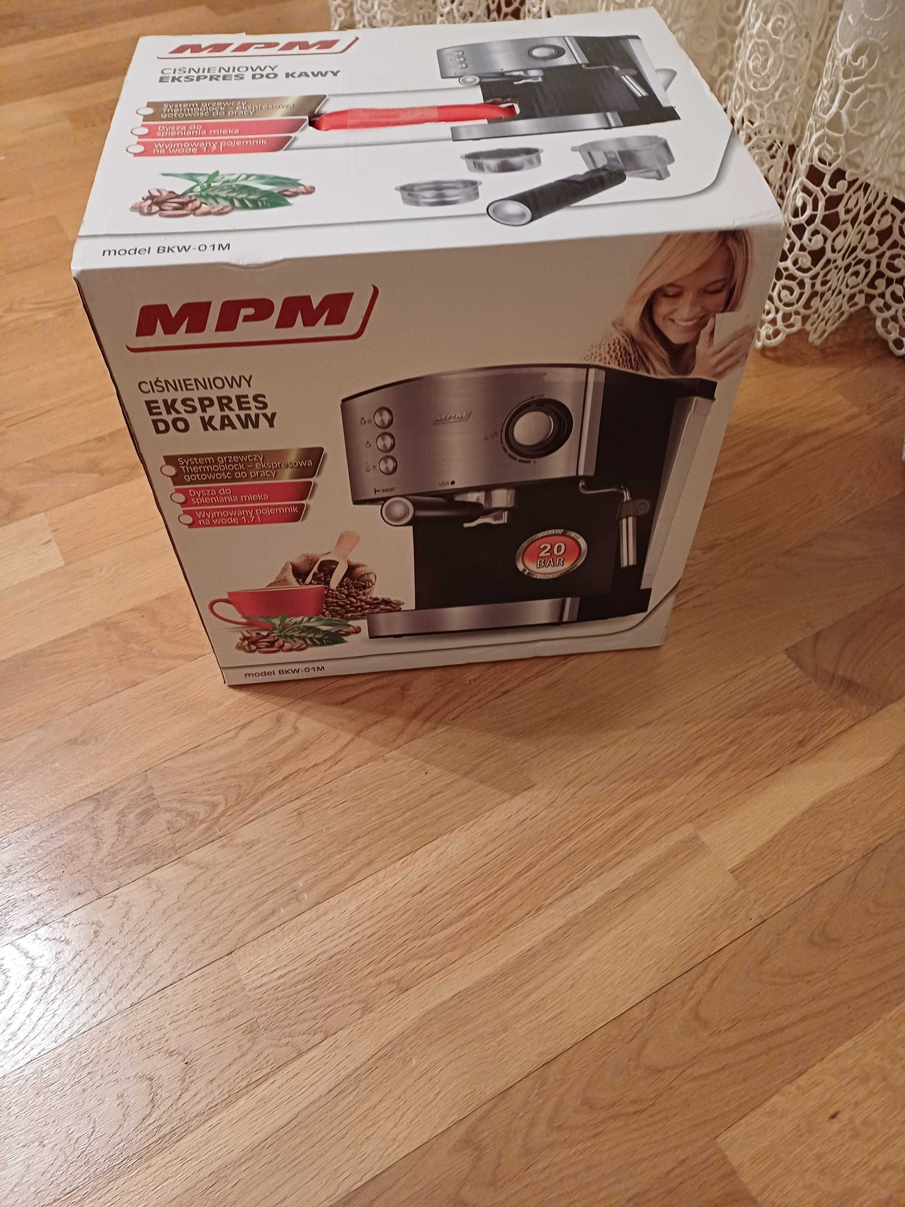 Ciśnieniowy ekspres do kawy MPM 30 bar