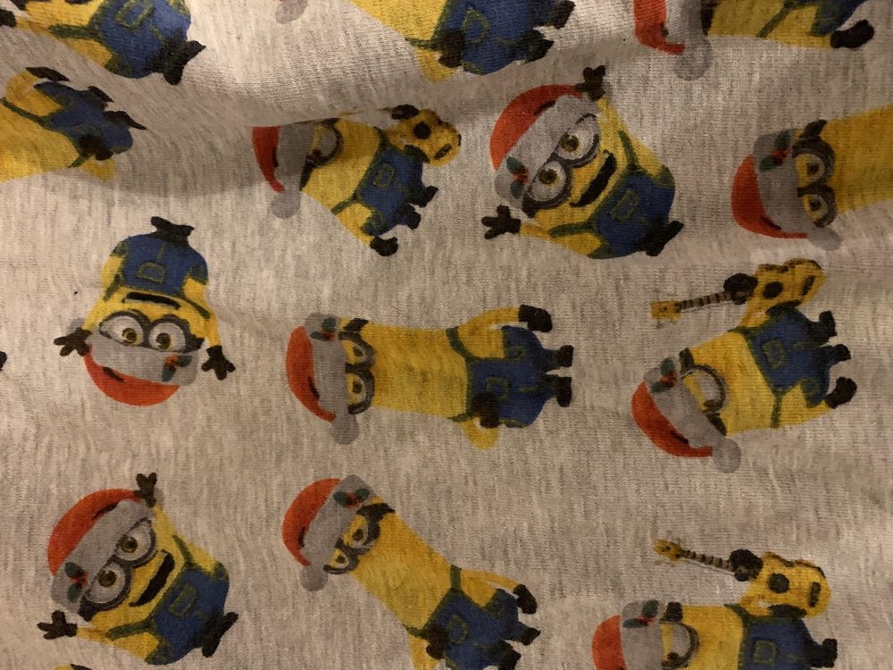 Bluza w Minionki dla dziecka