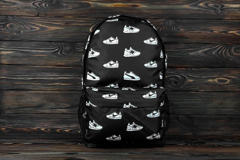 Рюкзаки Nike з принтом