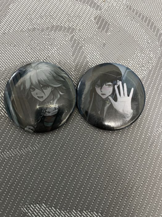 значки з данганромпою/кокічі ома,нагіто та шуічі