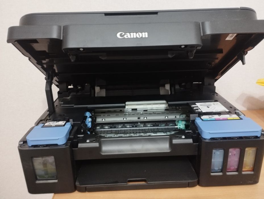Принтер Canon G2400 с СНПЧ