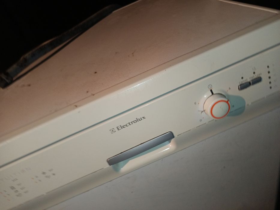 Sprzedam zmywarka Electrolux uszkodzona MOŻLIWOŚĆ DOWOZU