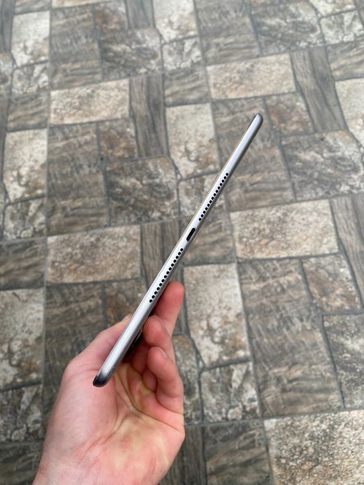 iPad Air 2 64 GB Wi-Fi магазин гарантія АКБ 72%